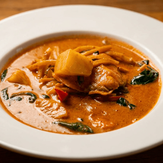 Red Curry (Party Tray)